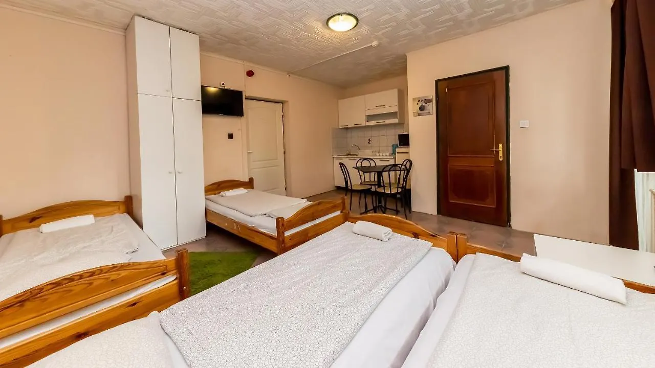 Csillagtura Panzio Bed and Breakfast Έγκερ 3*,  Ουγγαρία
